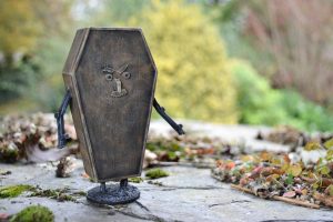 Use the Sprue Sprue Dude